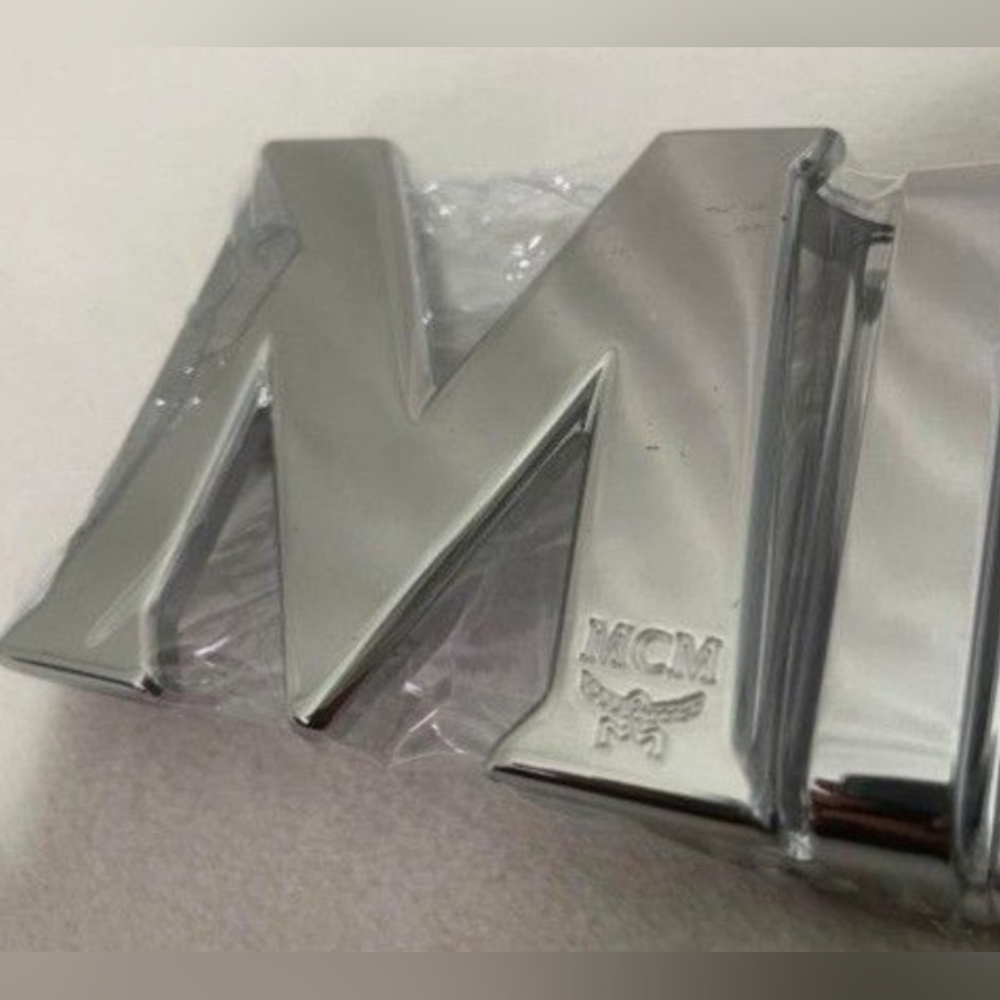 Black MCM Belt Silver Buckle ONE SIZE Brand New Comes With Box And Dust Bag - Picture 2 of 9